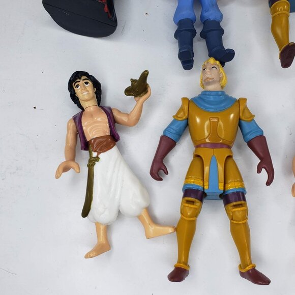 Vintage Disney Action Figure Lot Aladdin Jafar John Smith Phoebus 6-Piece Set - Picture 7 of 12